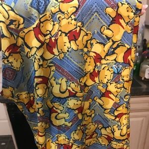 TC Lularoe Winnie the Pooh leggings.